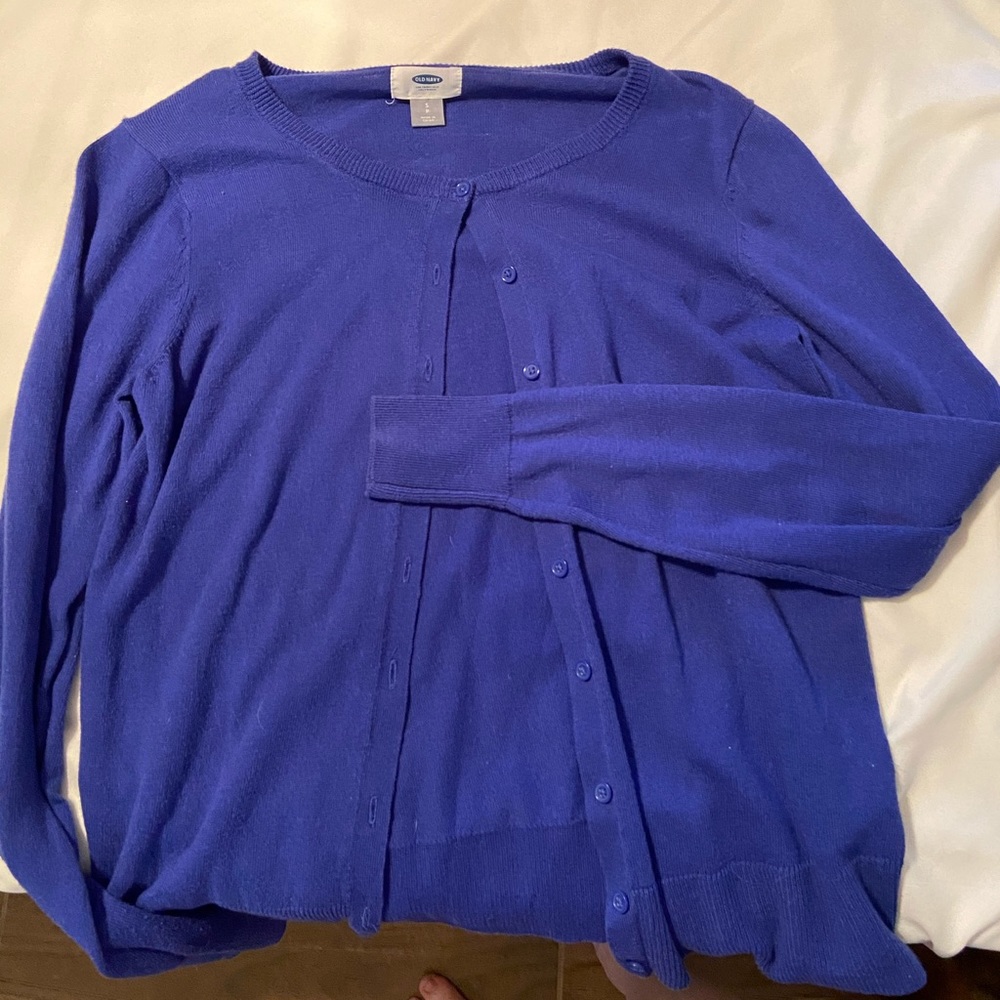 Old navy cardigan😍